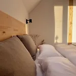 Kaczor Nad Jeziorem Vendégház Mecidol