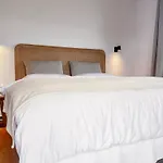 Kaczor Nad Jeziorem 4*