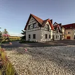 Kaczor Nad Jeziorem 4*