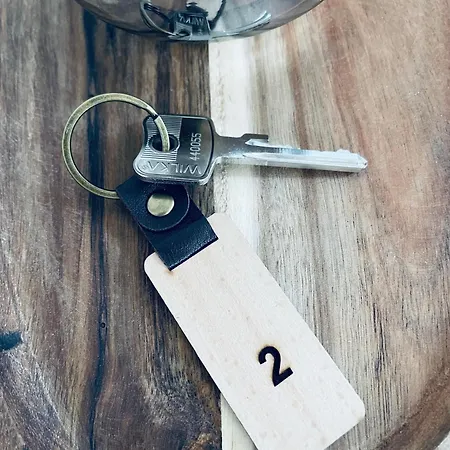 Kaczor Nad Jeziorem Mecidol