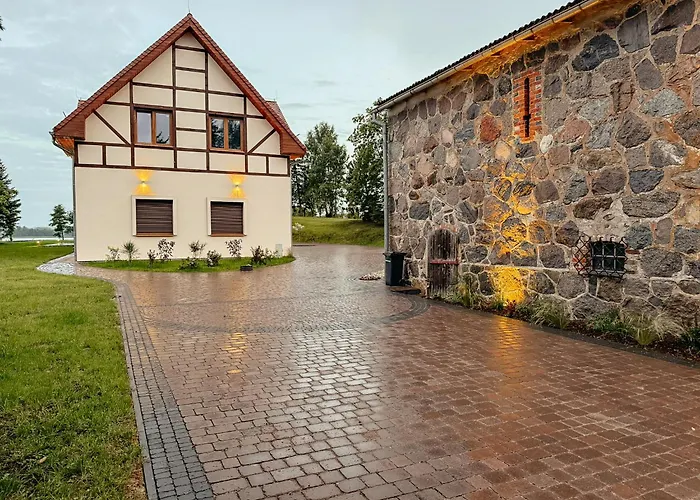 בית הארחה Kaczor Nad Jeziorem 4*