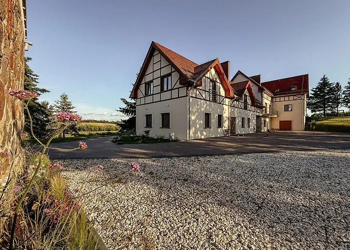 Kaczor Nad Jeziorem 4*